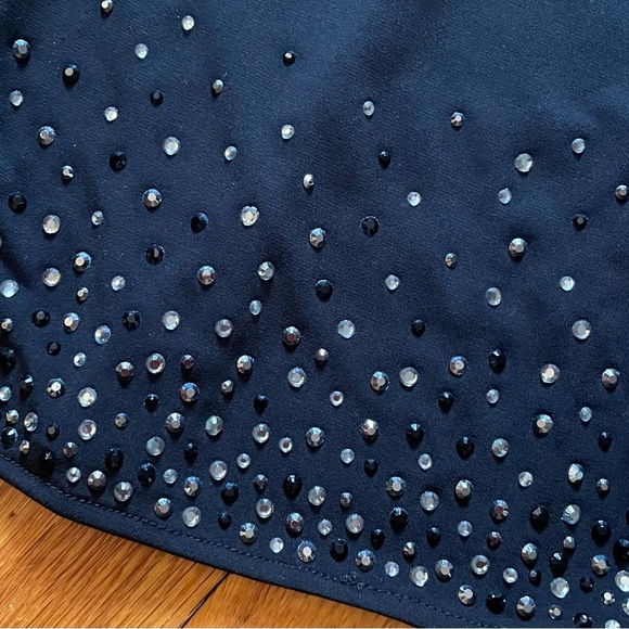 Jessica Howard crystal embellished bell sleeve cold shoulder dress - Picture 7 of 9